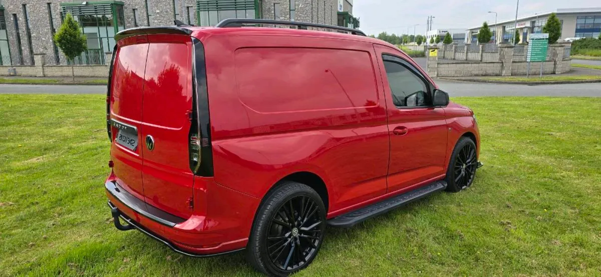 211 VW CADDY 2.0TDI - Image 4
