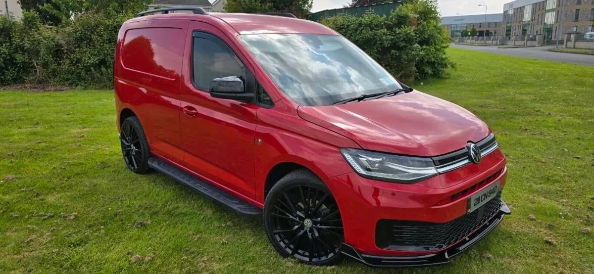 211 VW CADDY 2.0TDI - Image 1