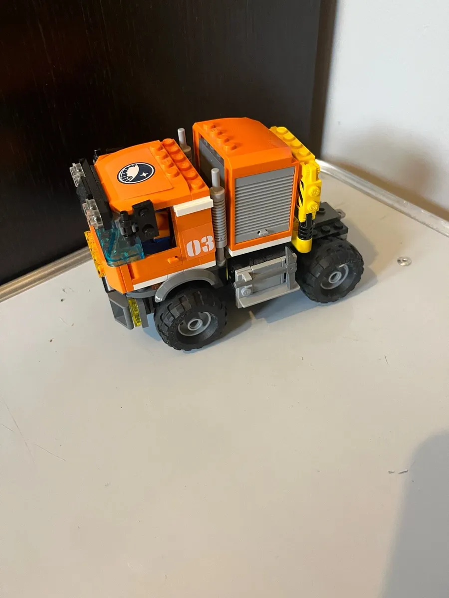 Lego arctic explorer - Image 4