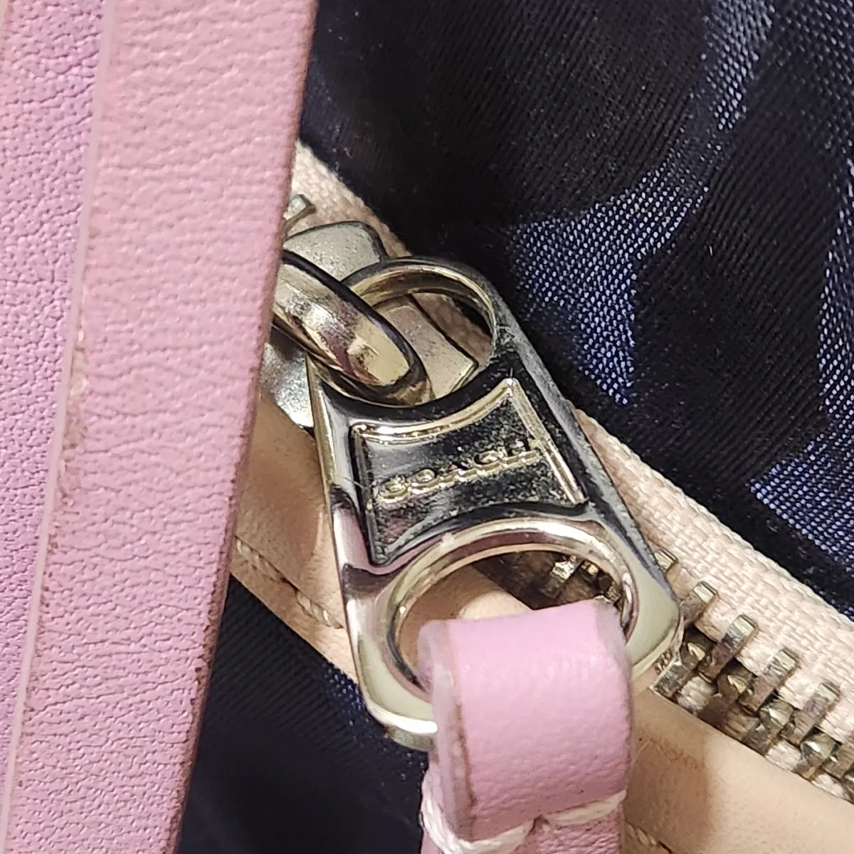 Coach crossbody bag - Image 3