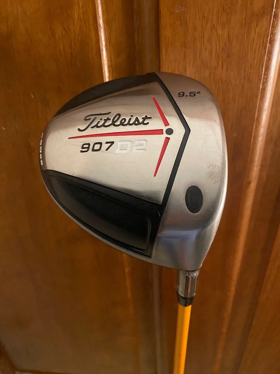 Titleist 907 D2 9.5 Stiff Flex Shaft Driver As New - Image 1
