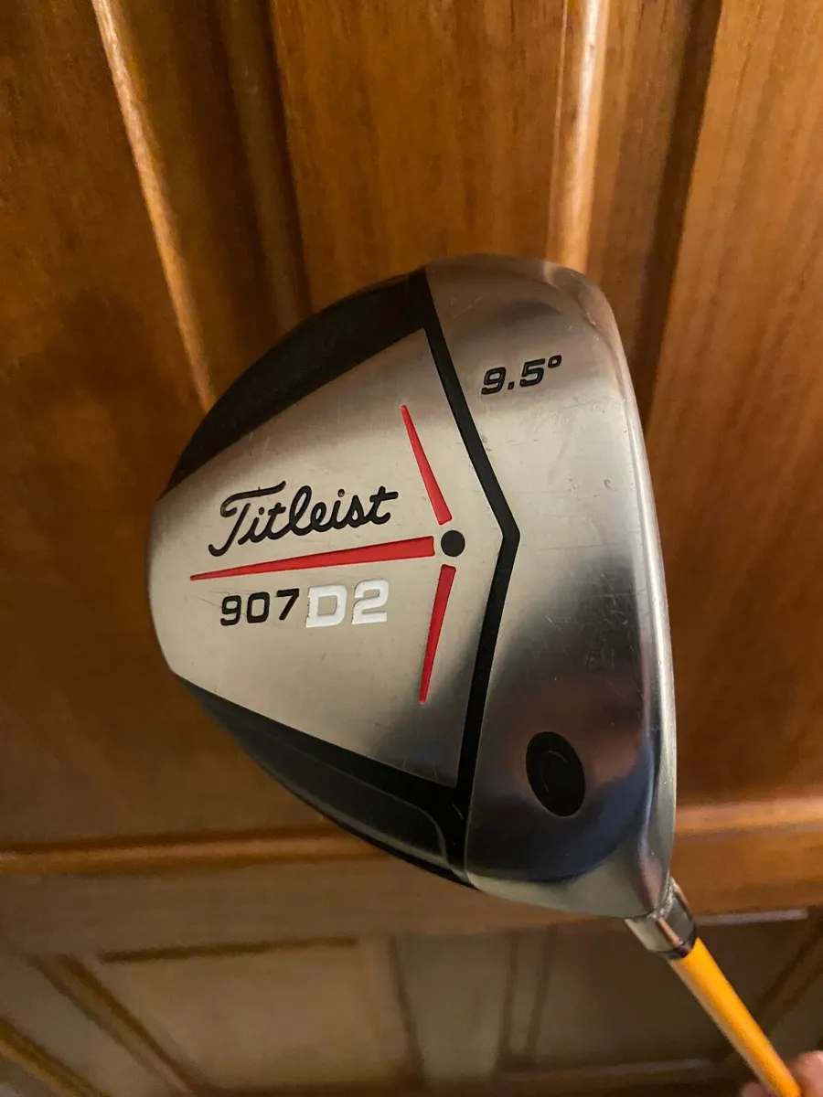 Titleist 907 D2 9.5 Stiff Flex Shaft Driver As New - Image 4