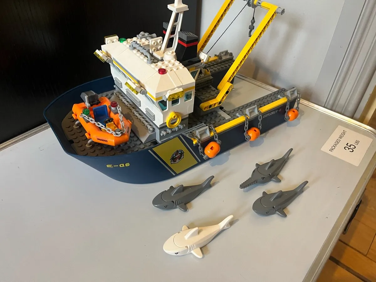 Lego ocean explorer - Image 1