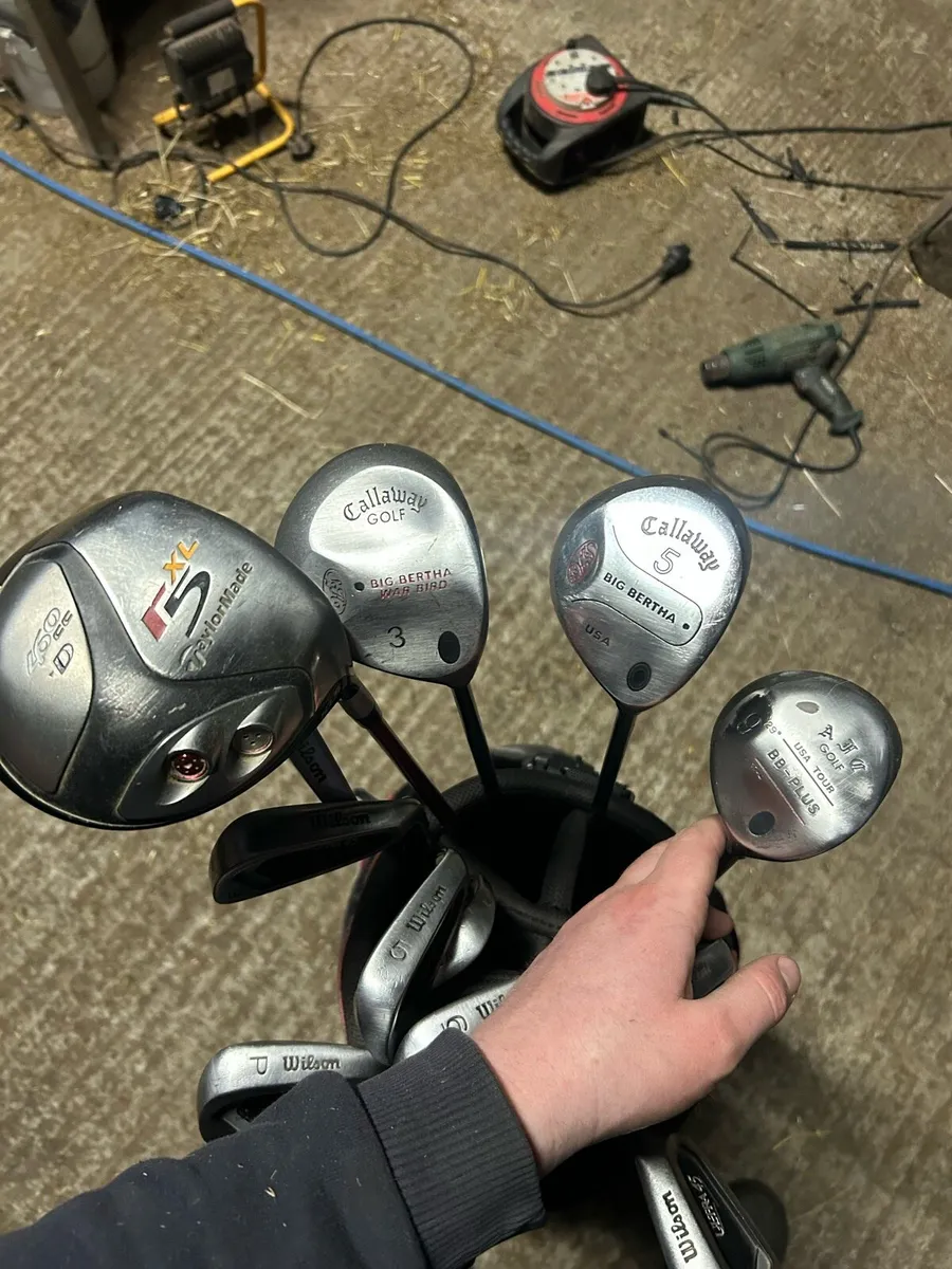 Golf clubs and bag - Image 3