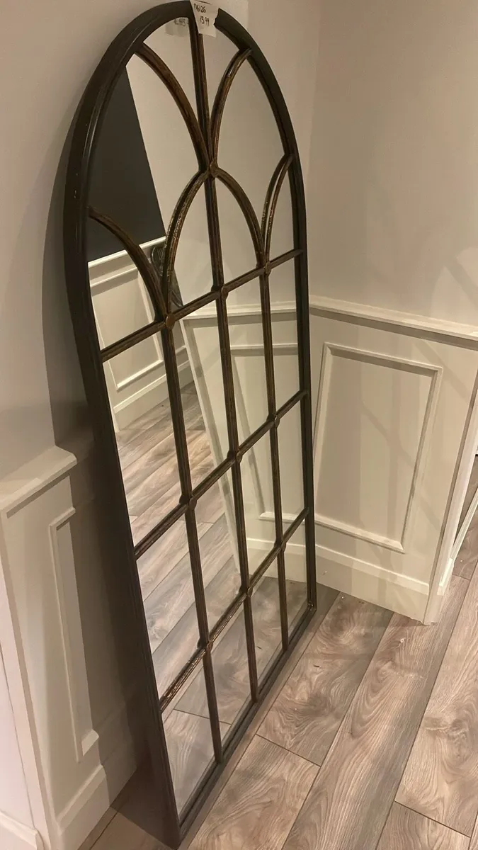Large mirror - Image 1
