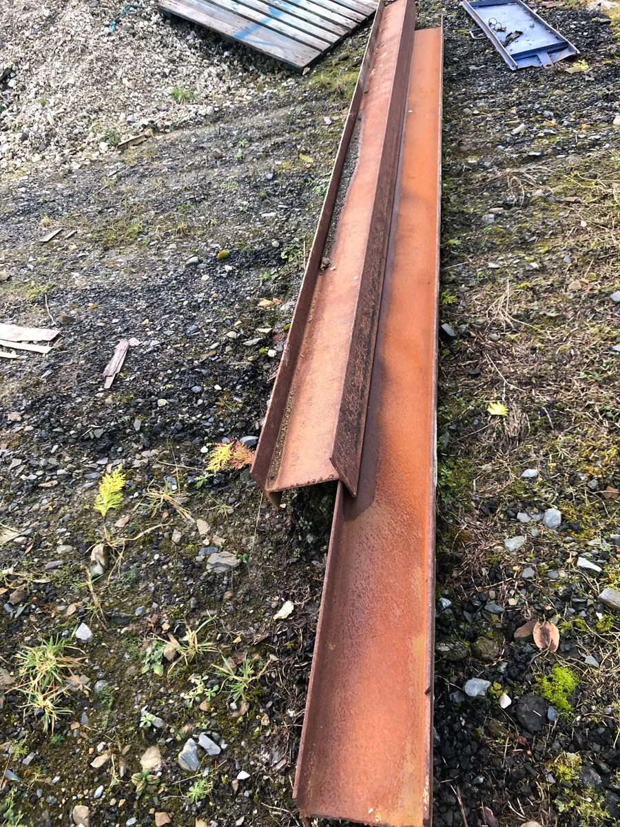 Steel girders - Image 1
