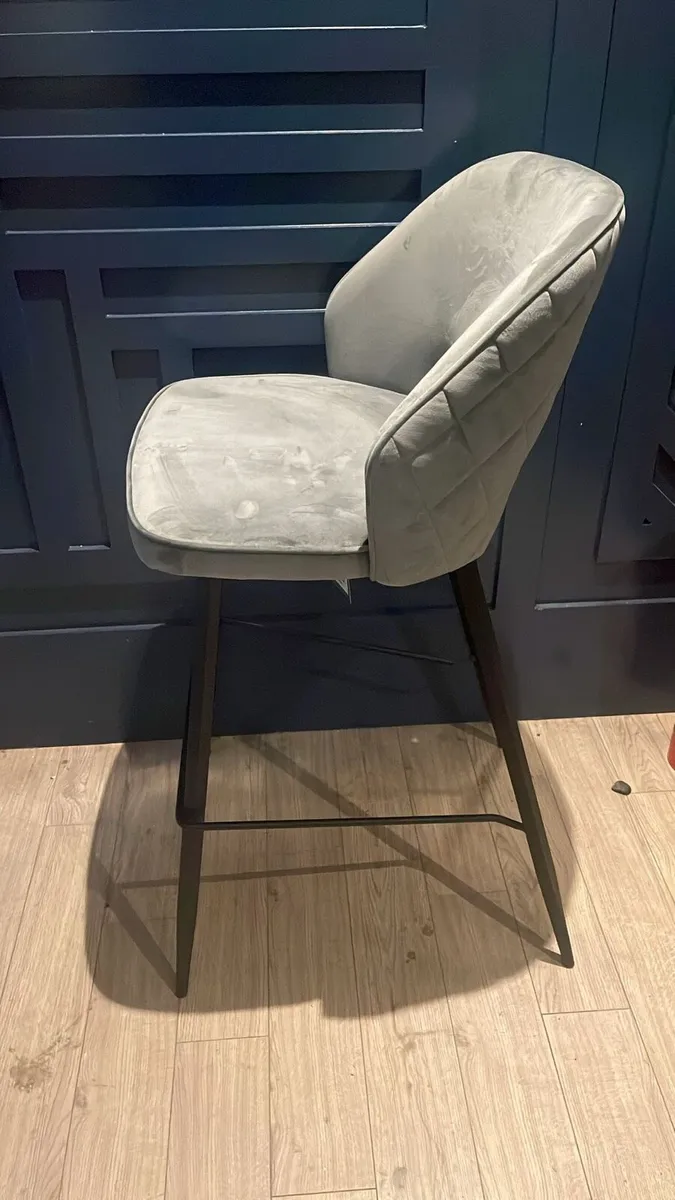 Bar stool - Image 2