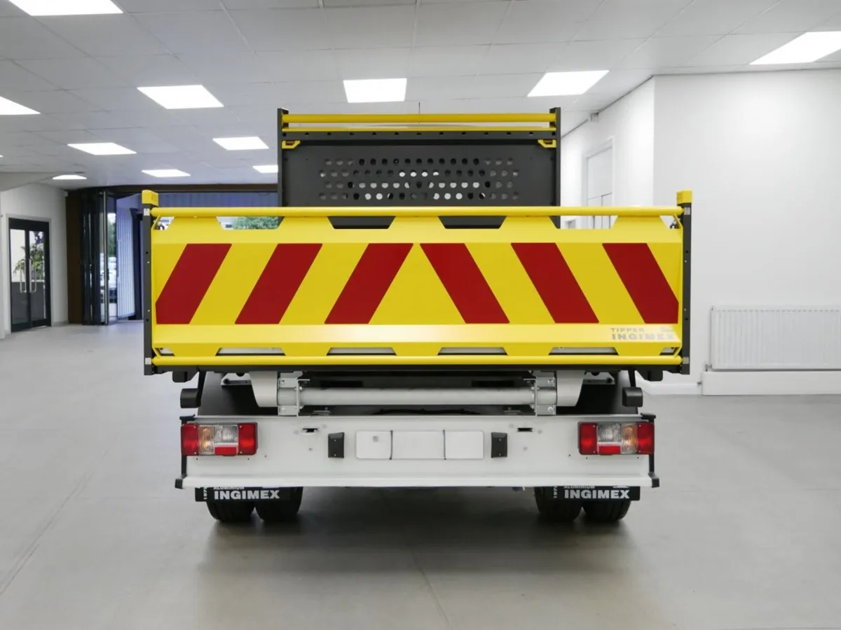 2026 Maxus Deliver 9 Tipper Van - Image 4