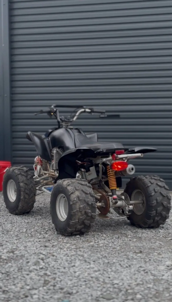 Manual 200cc Quad - Image 2