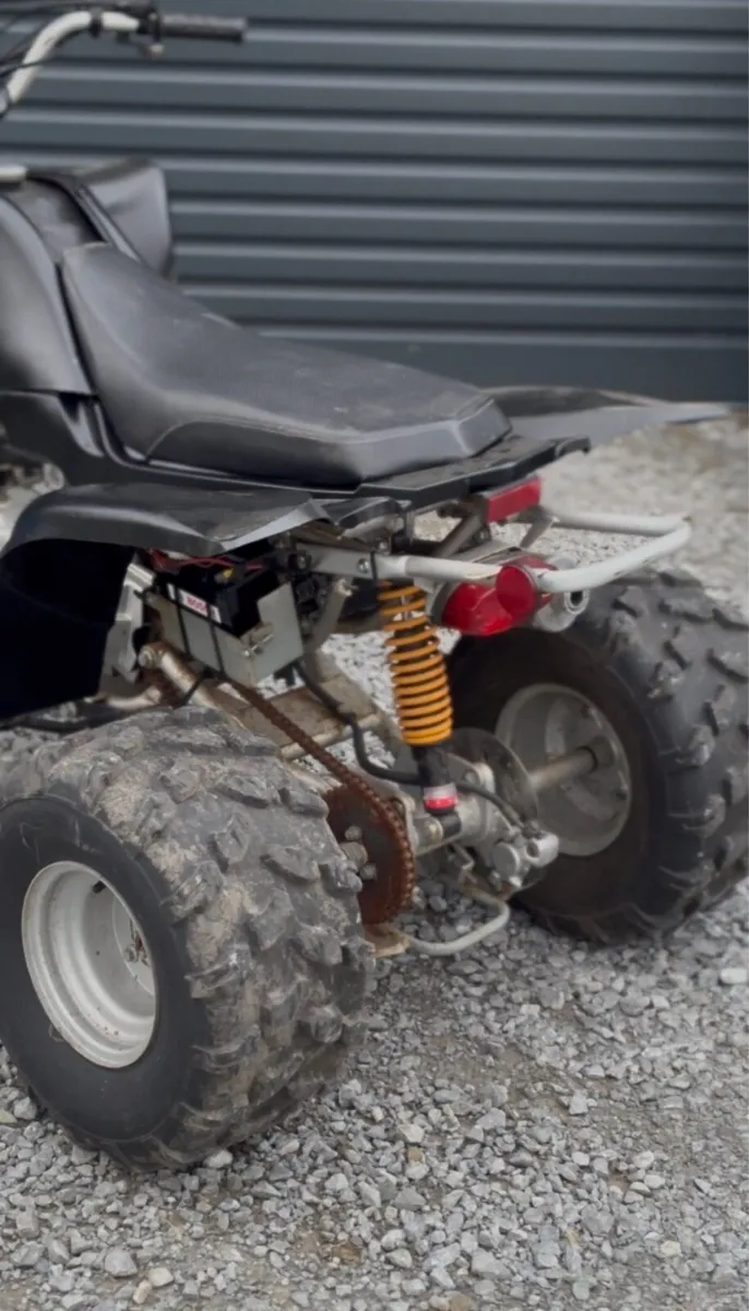 Manual 200cc Quad - Image 4