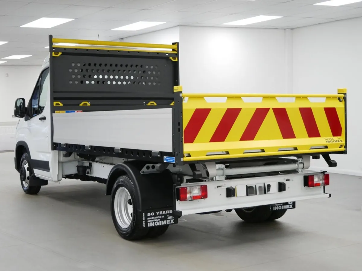 2026 Maxus Deliver 9 Tipper Van - Image 4