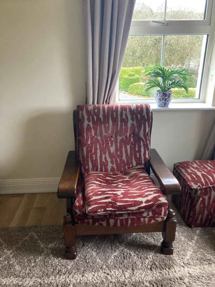 3 piece couch & 1 armchair - Image 2