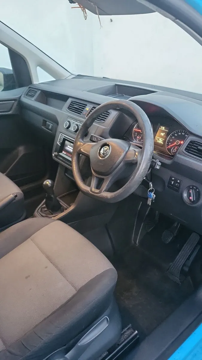 Volkswagen Caddy 2016 2.0 tdi - Image 3