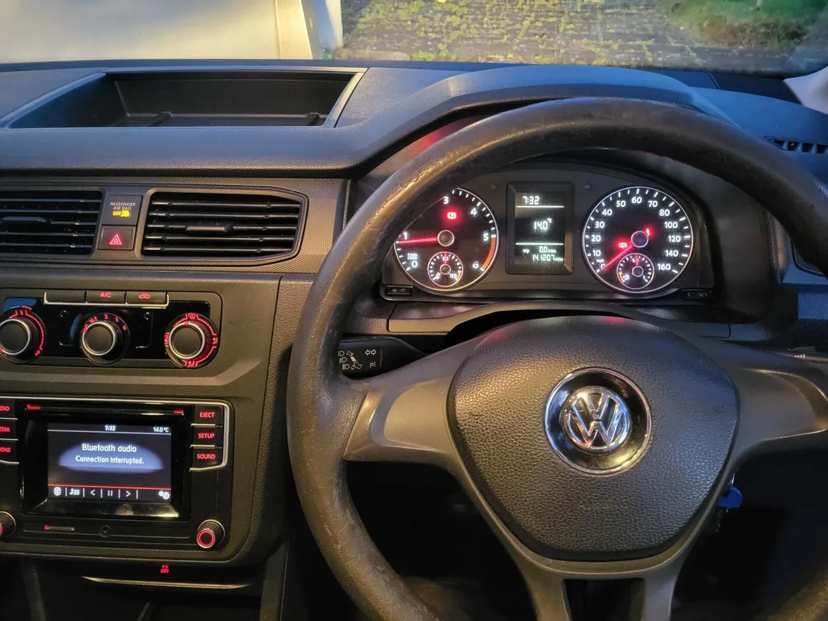 Volkswagen Caddy 2016 2.0 tdi - Image 4