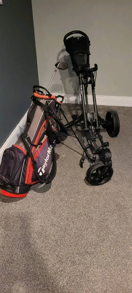 Golf Trolley and Carry Bag - Image 1