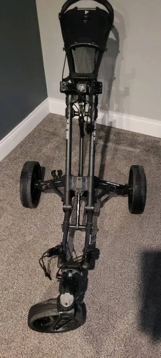 Golf Trolley and Carry Bag - Image 4