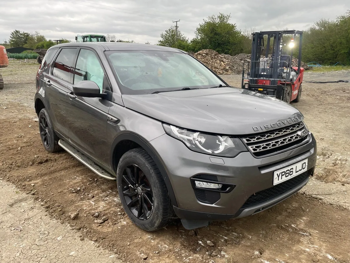 Uk reg 2016 Land Rover discovery damaged - Image 3