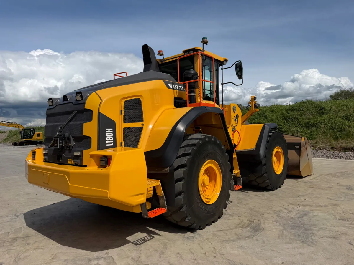 Wheel loaders - Image 1