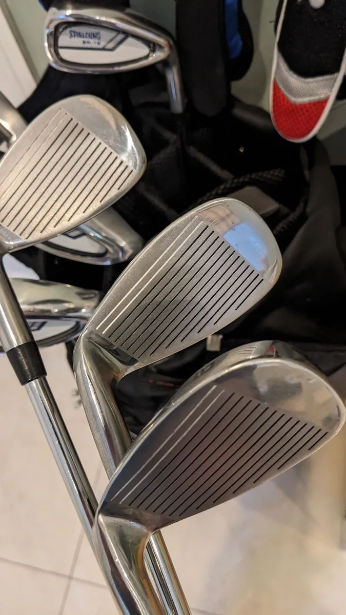 Full Set Mens Right Hand Clubs. - Image 4