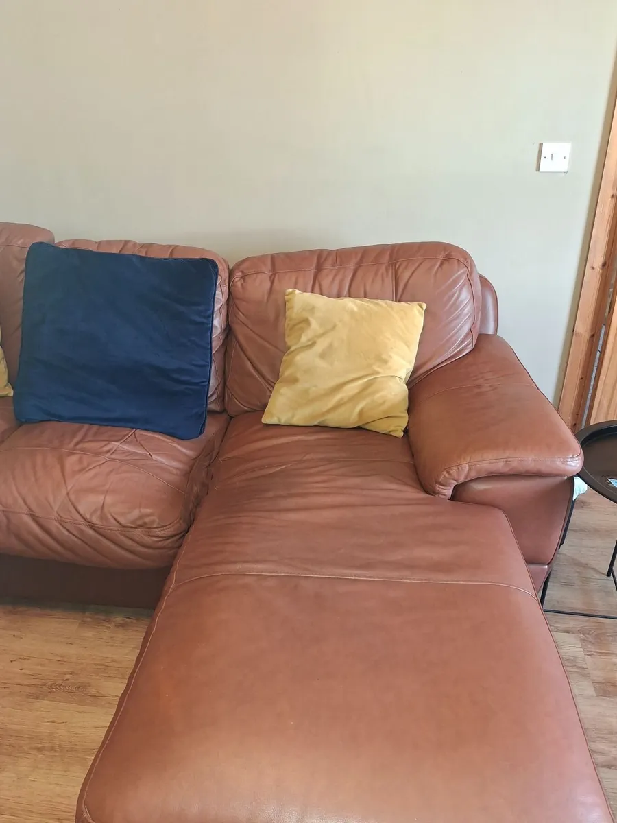 Sofa - Image 3