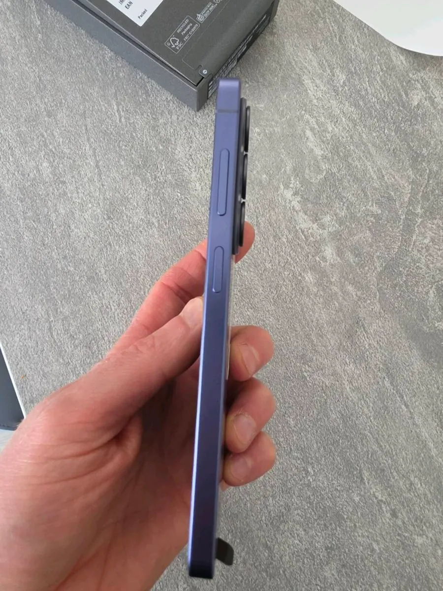 Samsung Galaxy s26 - Image 3