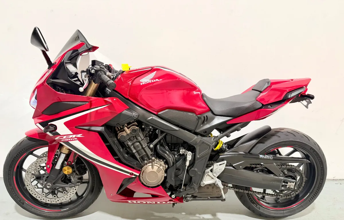 HONDA CBR 650 2022 TRADE INS WELCOME - Image 2
