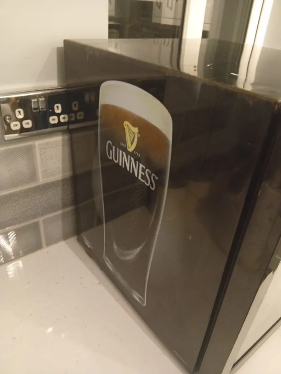 Husky 48L Guinness Fridge - Image 2