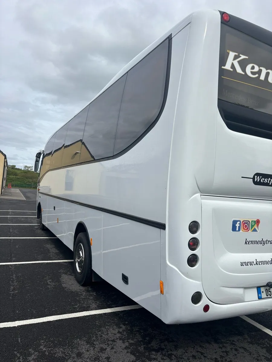 41 seater Bus - Image 2