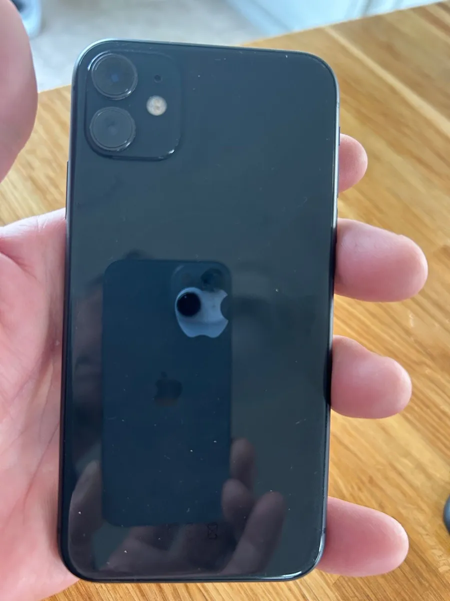 iPhone 11 64 gig    perfect condition - Image 2