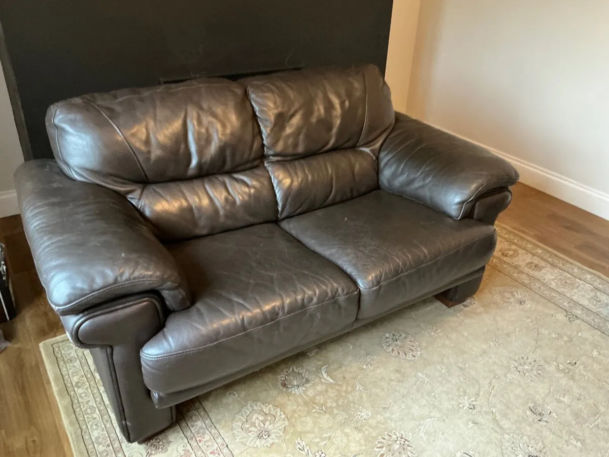 Brown leather 2-seater couch - Image 2