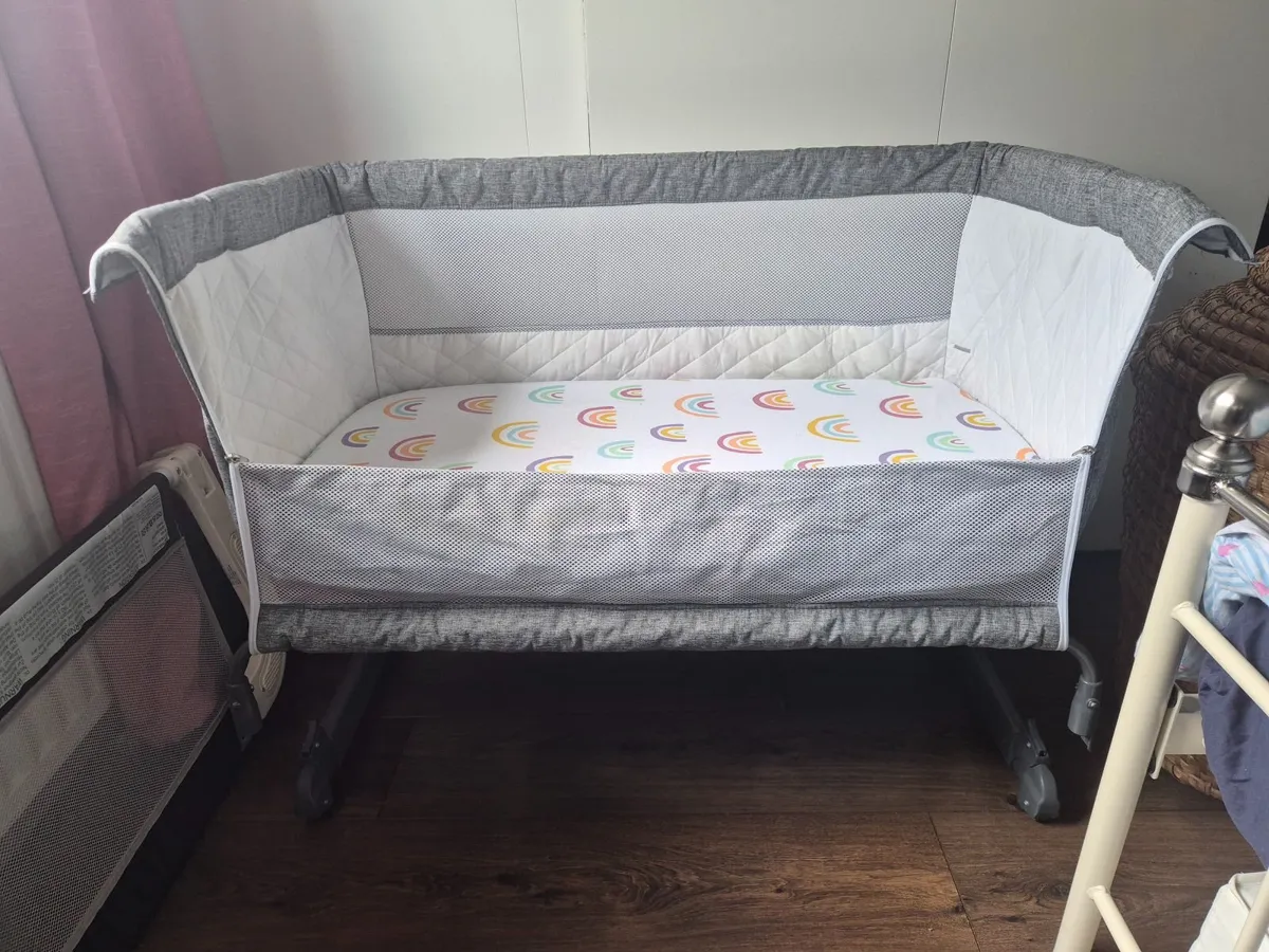 Babylo Cozi Sleeper - Image 1
