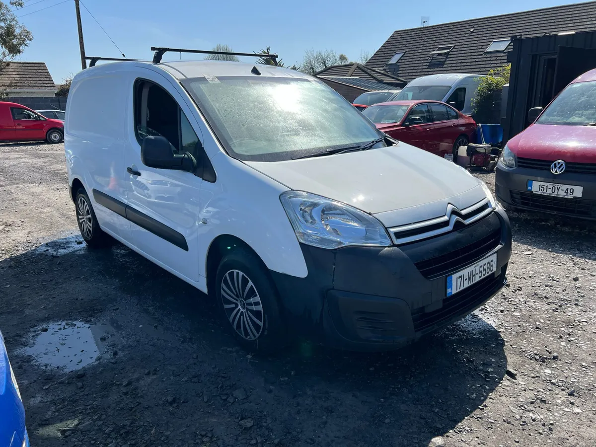2017 Citroen Berlingo 1.6 diesel driving - Image 2