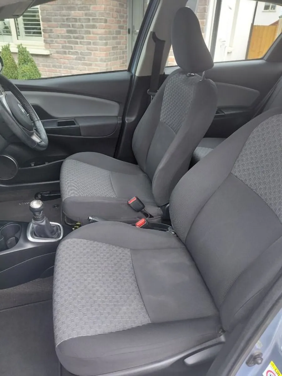 Car - Image 4