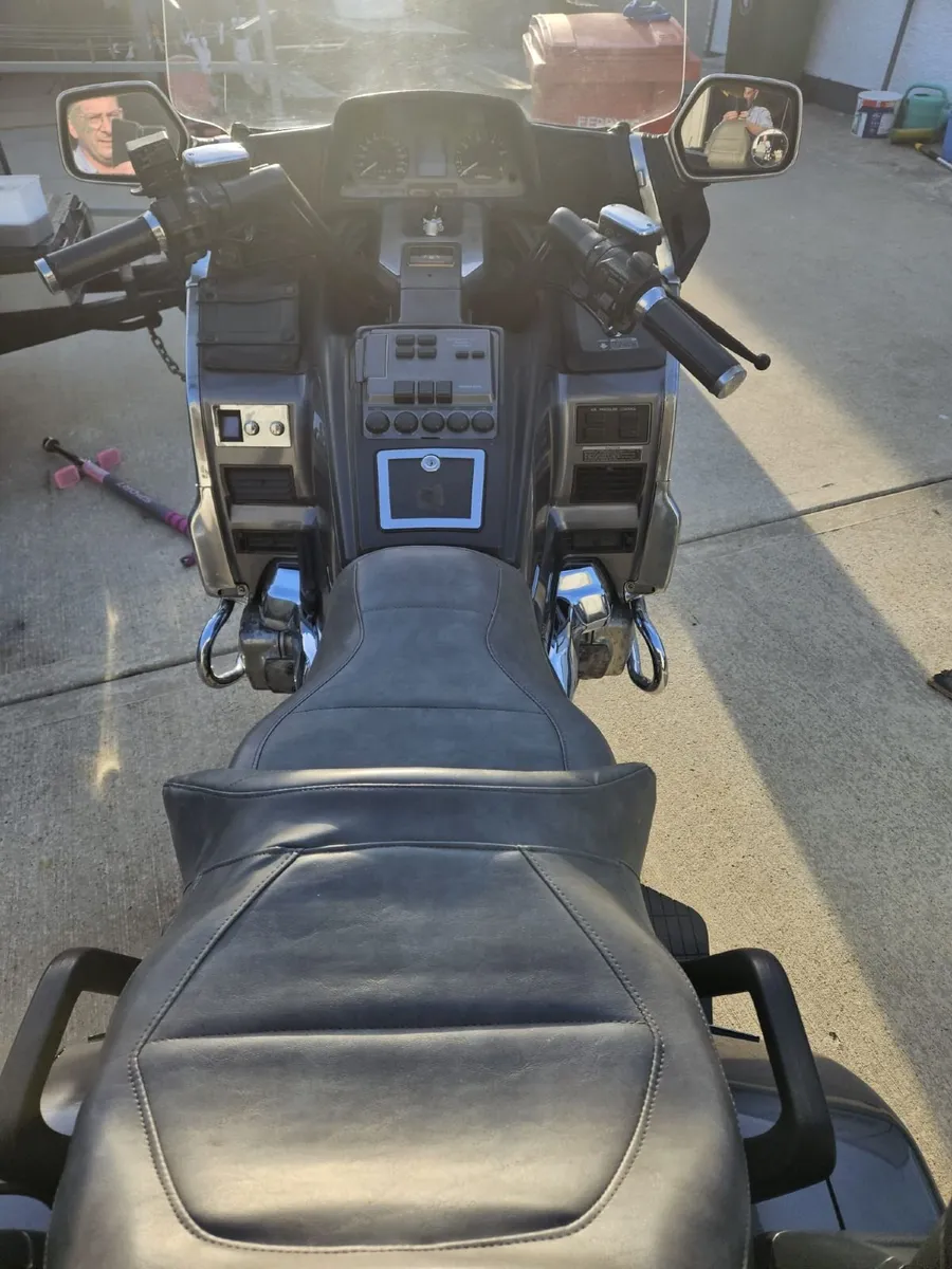 Motorbike Honda Goldwing 1500 - Image 2