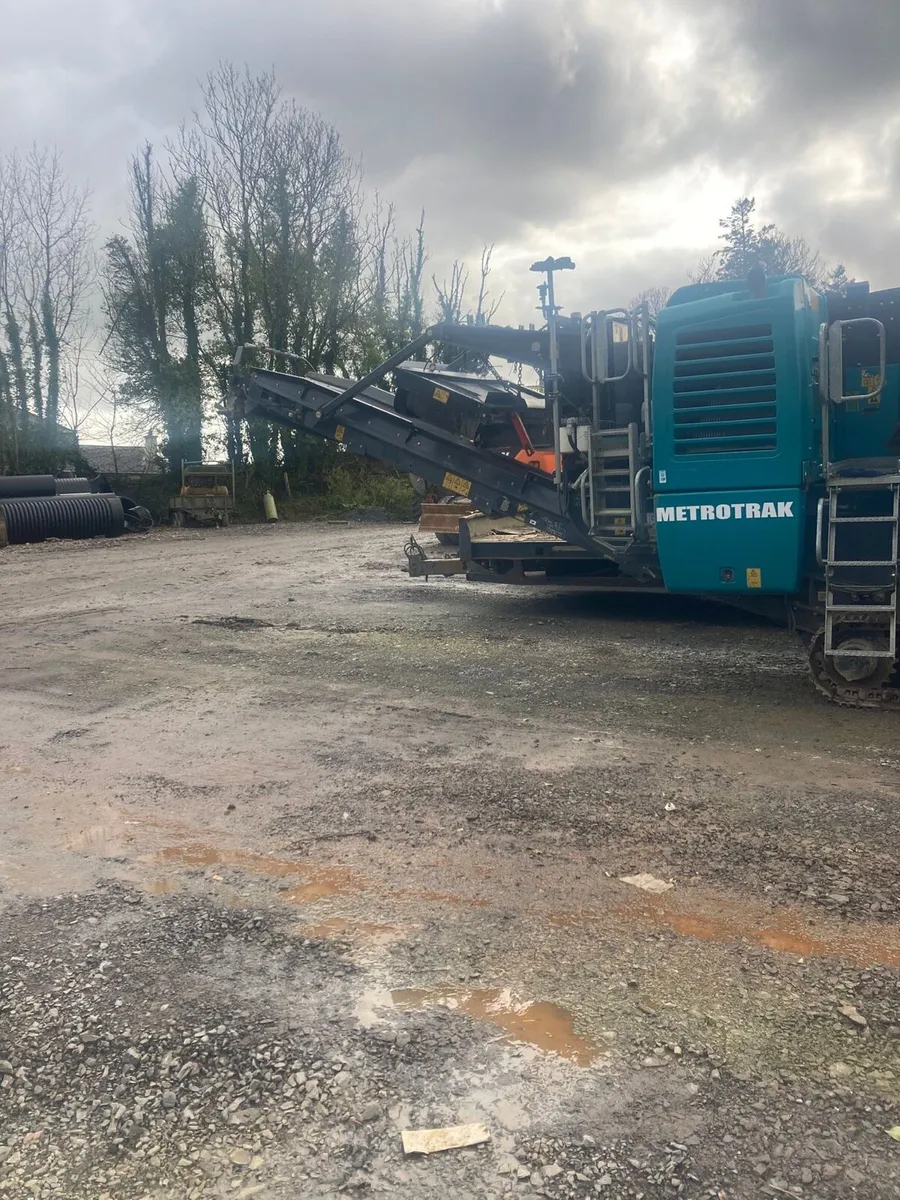 2020 Terex metro track - Image 4