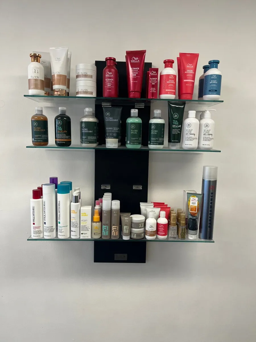 Hair salon fittings - Image 1