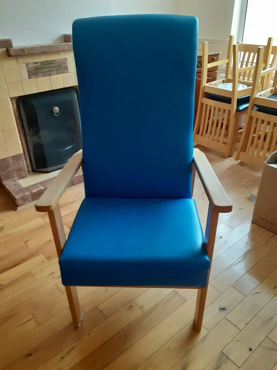Chairs - Image 4