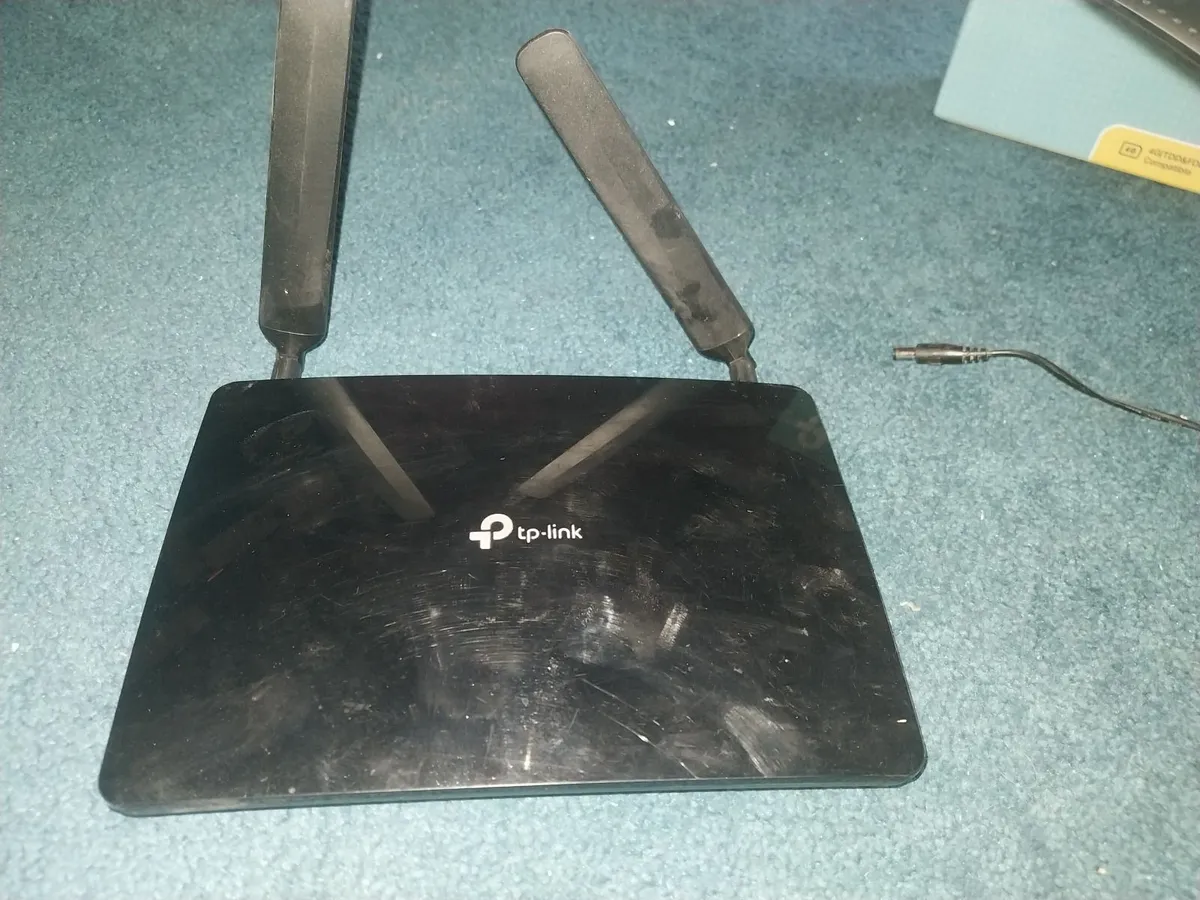 tp-link Wireless Router - Image 2