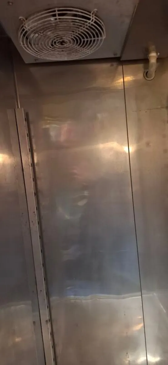 Catering Fridge - Image 4