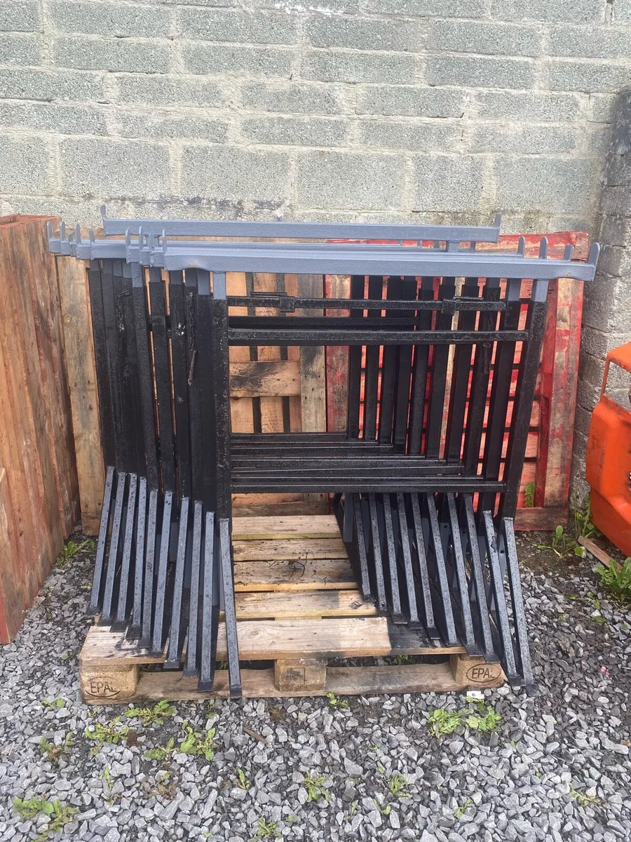 Builder’s trestles - Image 1