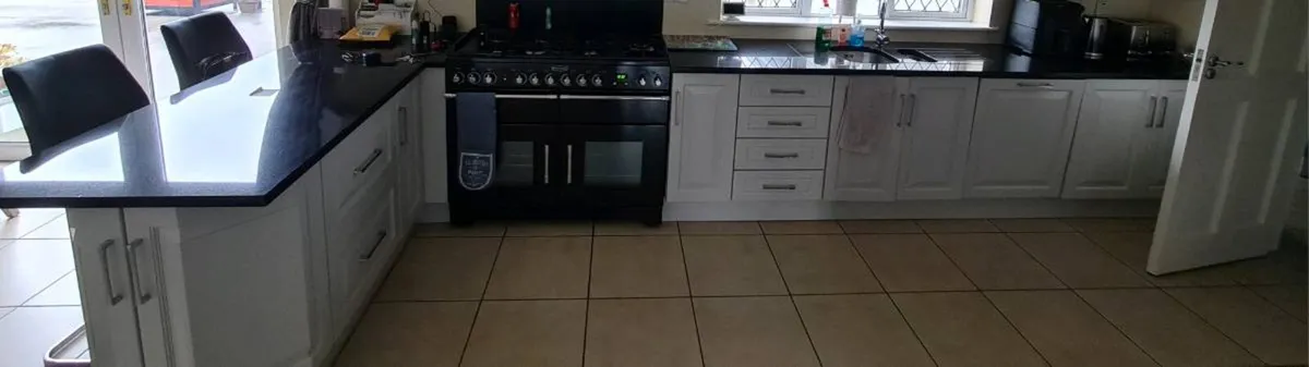Black Granite Kitchen counter tops - Image 4