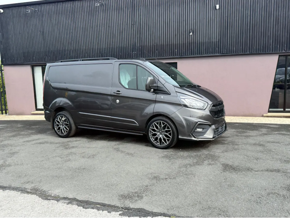Ford Transit Custom CUSTOM LIMITED EDITION - Image 2