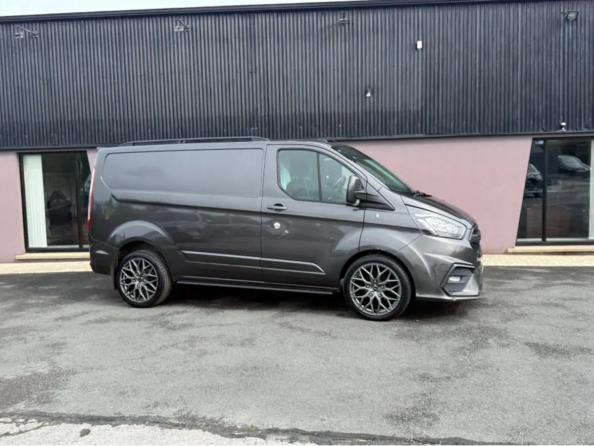 Ford Transit Custom CUSTOM LIMITED EDITION - Image 3