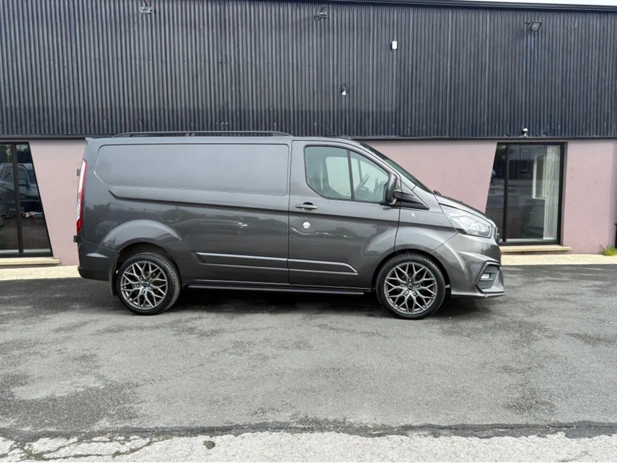 Ford Transit Custom CUSTOM LIMITED EDITION - Image 4