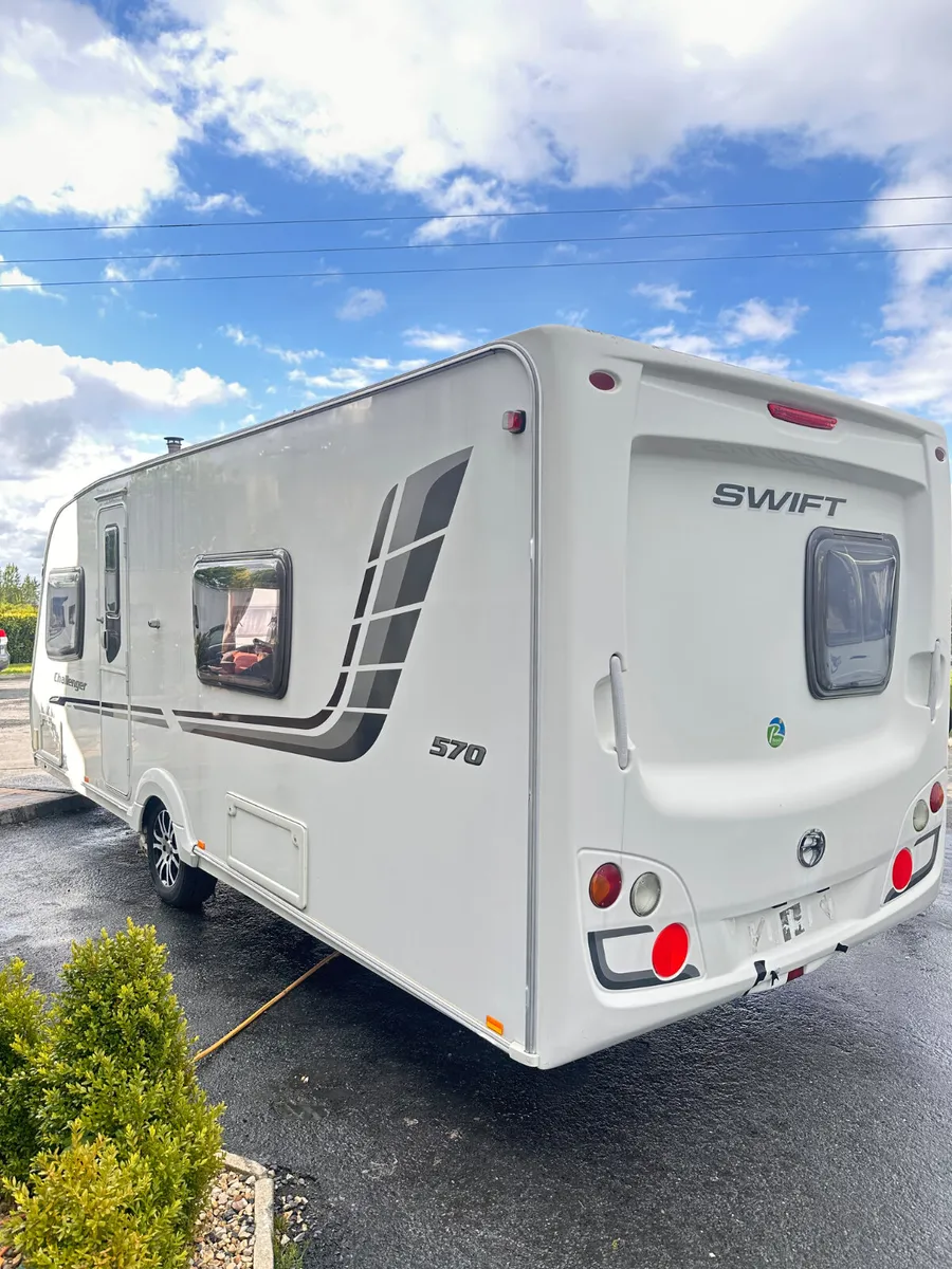 ✨STUNNING SWIFT CHALLENGER 4 BERTH FIXED BED✨ - Image 2