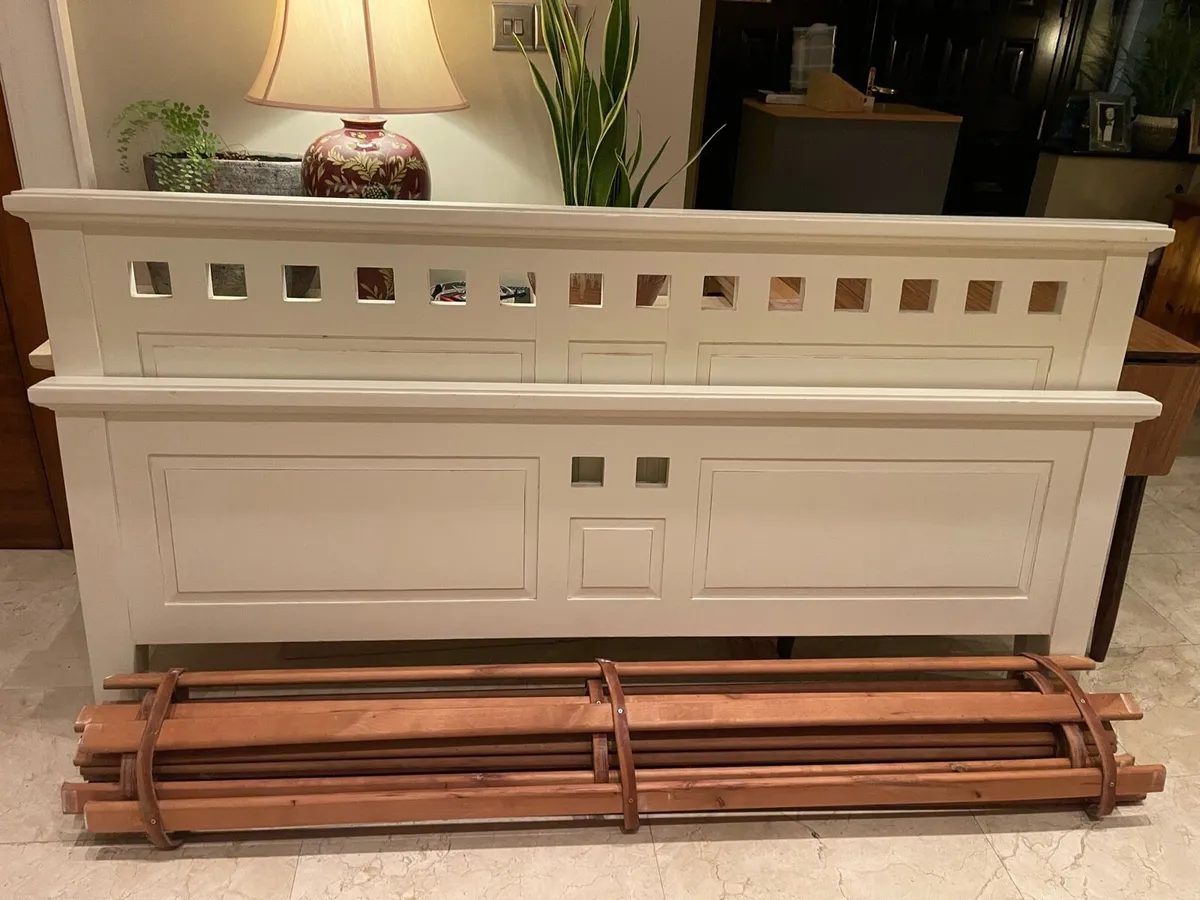 Beautiful Solid White Wooden 6Ft SuperKing Bed - Image 2