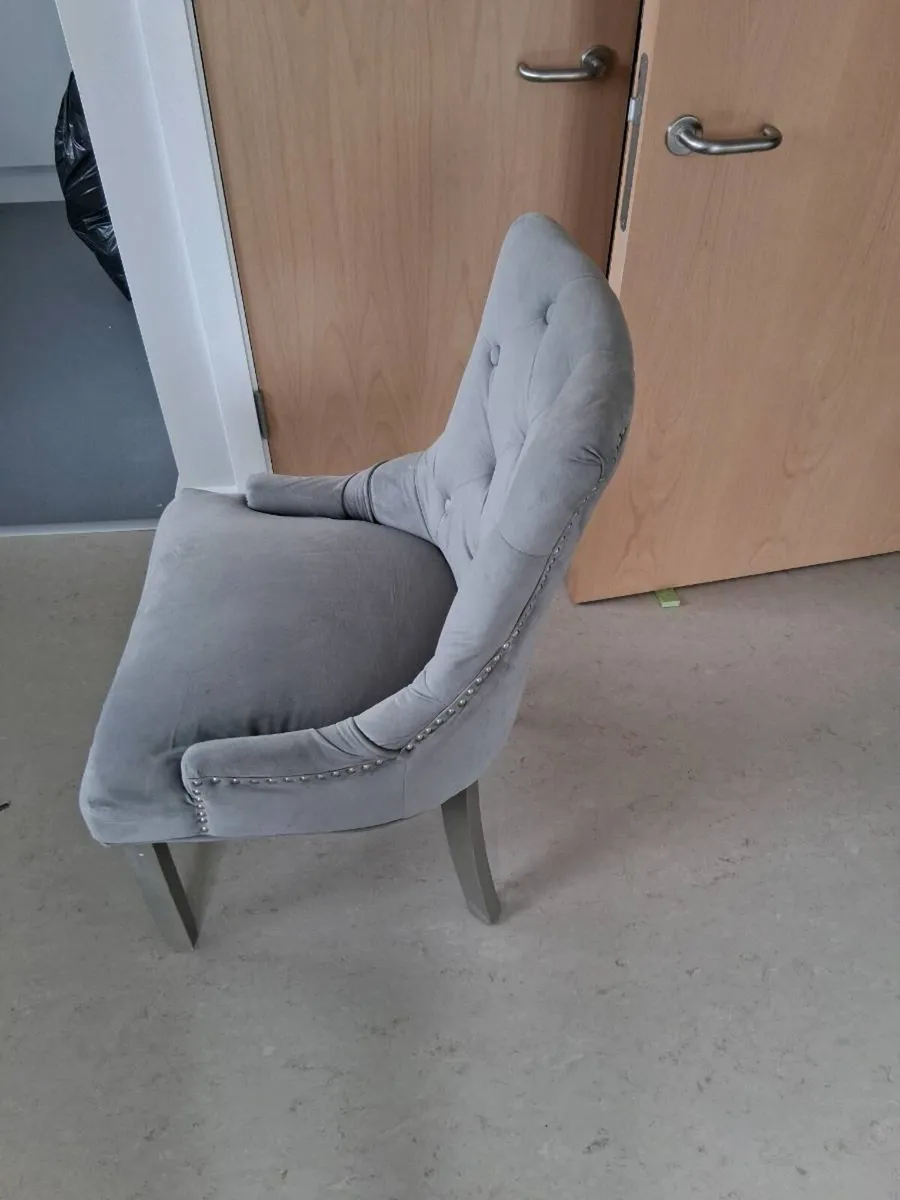Dining chairs - Image 2