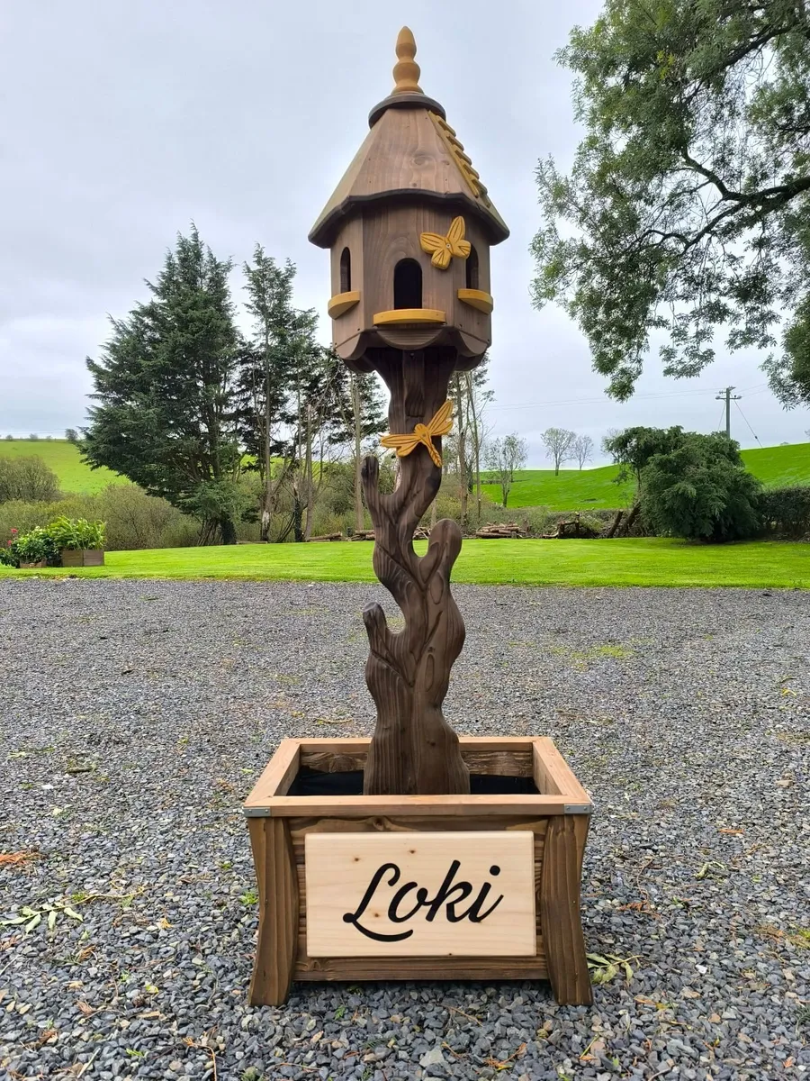 Personalised bird feeder with planter - Image 4