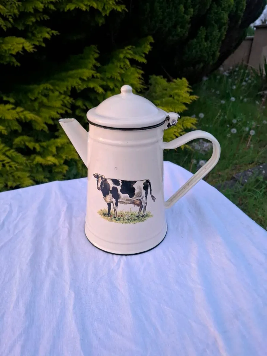 Cow enamel coffee pot postage possible - Image 1