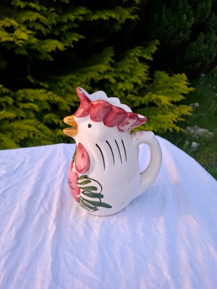 Ceramic chicken jug postage possible - Image 1